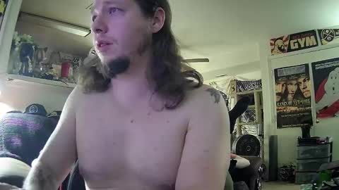 Snapshot of biggerisbetter21 chatting on March 2025 02:44:02 PM biggerisbetter21 online show from March 2025 02:44:02 PM