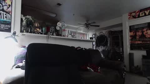 Snapshot of biggerisbetter21 chatting on September 2025 10:48:02 PM biggerisbetter21 online show from September 2025 10:48:02 PM