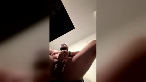 biggerthanasnicker online show from December 2025 07:32:01 PM