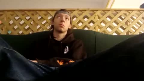 Snapshot of biggestboiiii chatting on November 2025 10:32:01 PM biggestboiiii online show from November 2025 10:32:01 PM