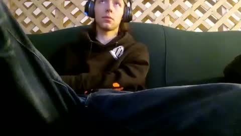 Snapshot of biggestboiiii chatting on November 2025 12:05:01 PM biggestboiiii online show from November 2025 12:05:01 PM