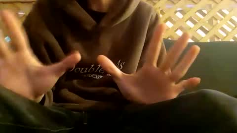 Snapshot of biggestboiiii chatting on February 2026 05:39:02 PM biggestboiiii online show from February 2026 05:39:02 PM