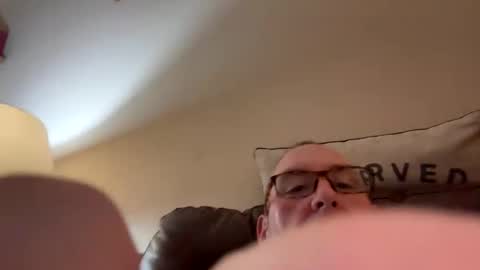 biggloves4bighands online show from September 2025 12:05:01 AM