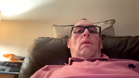 Snapshot of biggloves4bighands chatting on March 2026 11:11:02 PM biggloves4bighands online show from March 2026 11:11:02 PM