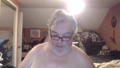 Snapshot of biggun1972 chatting on July 2026 01:36:01 AM biggun1972 online show from July 2026 01:36:01 AM