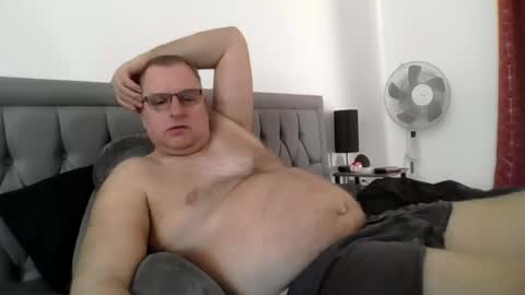 Snapshot of bigguy2014 chatting on March 2026 11:58:01 AM bigguy2014 online show from March 2026 11:58:01 AM