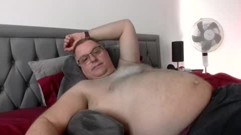 Snapshot of bigguy2014 chatting on April 2026 12:19:02 PM bigguy2014 online show from April 2026 12:19:02 PM