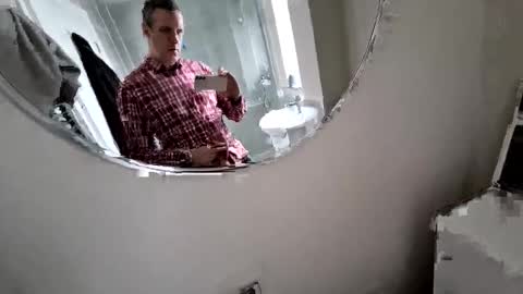 Snapshot of biggymofo1 chatting on April 2026 10:42:01 AM biggymofo1 online show from April 2026 10:42:01 AM