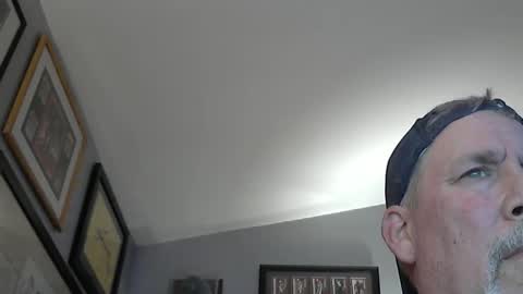 Snapshot of bigh1964 chatting on December 2025 07:37:01 AM bigh1964 online show from December 2025 07:37:01 AM