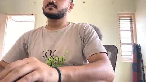 bighandsomesatisfy online show from November 2025 11:32:01 AM