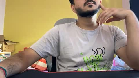 bighandsomesatisfy online show from February 2026 07:49:01 AM