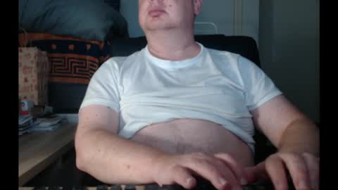 Snapshot of bighorn1981 chatting on April 2026 01:44:02 PM bighorn1981 online show from April 2026 01:44:02 PM