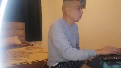 Snapshot of bighunter914318 chatting on February 2026 05:08:01 PM bighunter914318 online show from February 2026 05:08:01 PM