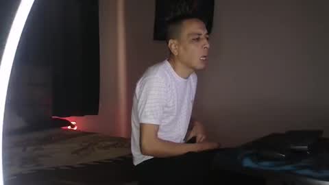 Snapshot of bighunter914318 chatting on February 2026 01:12:02 PM bighunter914318 online show from February 2026 01:12:02 PM