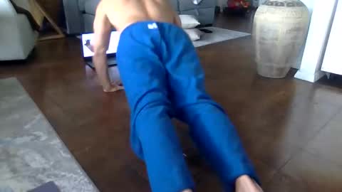 bigjoed233 online show from January 2026 03:38:01 PM