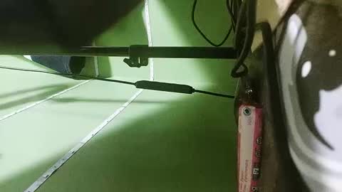 Snapshot of biglongboycock2001 chatting on September 2025 06:40:02 AM BigBoy  online show from September 2025 06:40:02 AM