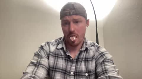 Snapshot of bigmcr1 chatting on January 2025 03:00:02 AM Nick Barker online show from January 2025 03:00:02 AM