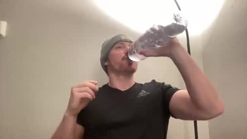 Snapshot of bigmcr1 chatting on January 2025 12:17:02 AM Nick Barker online show from January 2025 12:17:02 AM