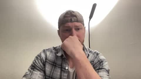 Snapshot of bigmcr1 chatting on January 2025 03:58:02 AM Nick Barker online show from January 2025 03:58:02 AM