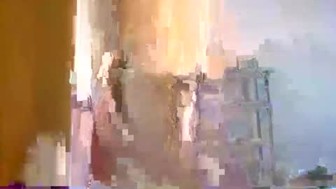 Snapshot of bignlouis chatting on December 2024 09:09:01 AM Nicolas online show from December 2024 09:09:01 AM