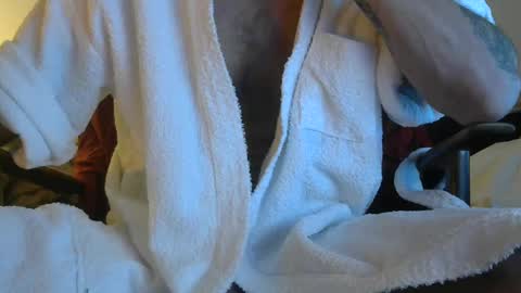 Snapshot of bigreallover chatting on January 2025 11:15:02 AM ...... online show from January 2025 11:15:02 AM