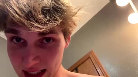 bigskinnyboyshh online show from December 2024 08:35:01 AM