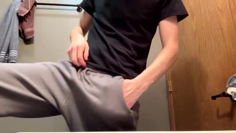 bigskinnyboyshh online show from January 2025 11:56:01 PM