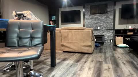 bigskinnyboyshh online show from February 2025 10:00:02 PM