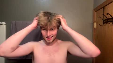 Snapshot of bigskinnyboyshh chatting on March 2026 11:37:01 PM bigskinnyboyshh online show from March 2026 11:37:01 PM