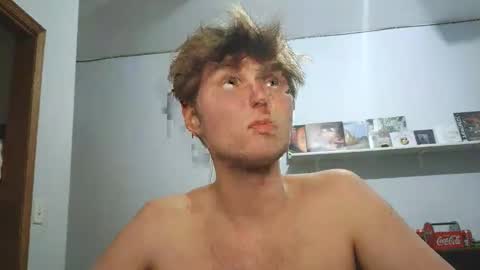 Snapshot of bigskinnyboyshh chatting on April 2026 11:05:01 PM bigskinnyboyshh online show from April 2026 11:05:01 PM