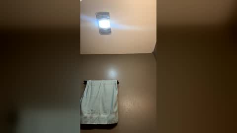 Snapshot of bigskinnyboyshh chatting on April 2026 09:50:01 PM bigskinnyboyshh online show from April 2026 09:50:01 PM