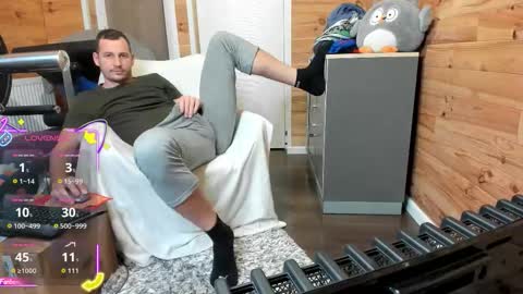 Snapshot of bigsshark chatting on November 2025 09:06:02 PM bigsshark online show from November 2025 09:06:02 PM