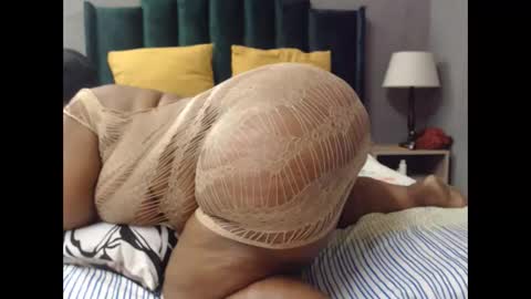 Snapshot of bigsuperbutt chatting on January 2026 09:58:02 AM bigsuperbutt online show from January 2026 09:58:02 AM