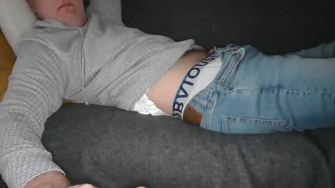 Casey online show from November 2025 03:14:02 PM