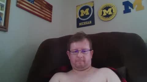 Snapshot of bigtitlover220 chatting on February 2025 02:42:02 PM Jeremy online show from February 2025 02:42:02 PM