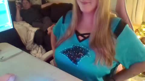 Mountain Mama online show from November 2025 02:22:01 AM