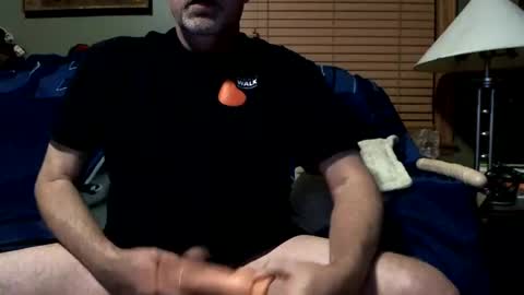 Snapshot of biguylovessuckingcock chatting on January 2025 11:34:02 PM biguylovessuckingcock online show from January 2025 11:34:02 PM