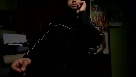 Snapshot of bigwalkdog12 chatting on February 2025 06:41:01 AM Floppyphallus online show from February 2025 06:41:01 AM