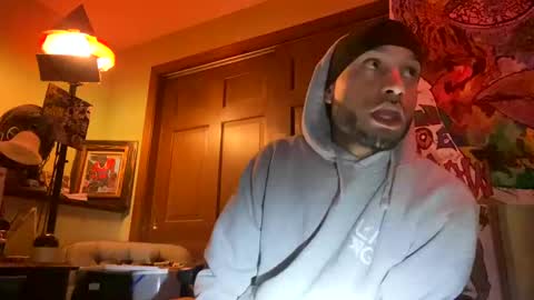 Snapshot of bigwalkdog12 chatting on February 2025 11:54:01 PM Floppyphallus online show from February 2025 11:54:01 PM