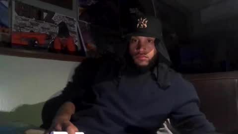 Snapshot of bigwalkdog12 chatting on April 2026 06:28:02 AM Floppyphallus online show from April 2026 06:28:02 AM