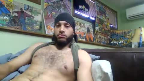 Snapshot of bigwalkdog12 chatting on April 2026 09:06:02 PM Floppyphallus online show from April 2026 09:06:02 PM