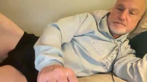 Bigwebone online show from November 2025 04:26:02 AM