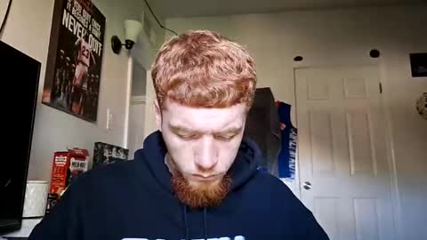 Snapshot of bigwhited2115 chatting on January 2026 06:11:01 PM Onlyfans redheadedwhitedick online show from January 2026 06:11:01 PM