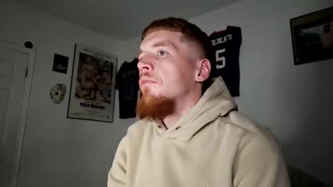 Snapshot of bigwhited2115 chatting on January 2026 01:00:02 AM Onlyfans redheadedwhitedick online show from January 2026 01:00:02 AM