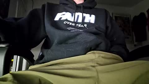 Snapshot of bigwhited2115 chatting on March 2026 03:25:02 AM Onlyfans redheadedwhitedick online show from March 2026 03:25:02 AM