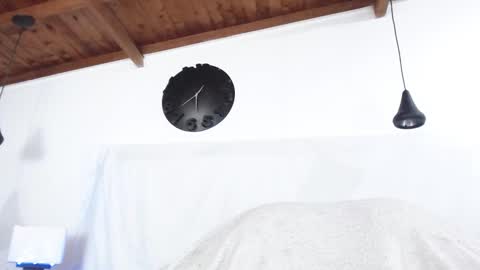 Snapshot of bigzehuz chatting on February 2025 09:00:02 AM andres online show from February 2025 09:00:02 AM