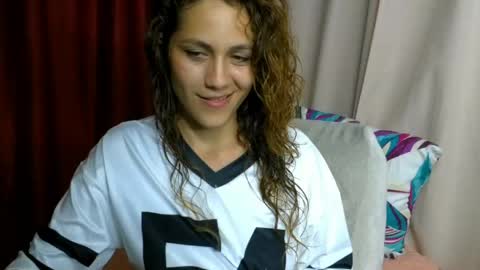 Snapshot of biki_sensual chatting on May 2026 02:07:02 AM hi soy natural girl biki online show from May 2026 02:07:02 AM