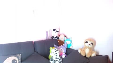 B-I-L-L-I-E 3 online show from April 2026 07:45:01 AM