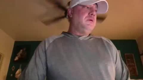Snapshot of billjames55 chatting on April 2026 09:14:02 AM billjames55 online show from April 2026 09:14:02 AM