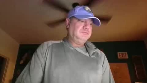 Snapshot of billjames55 chatting on April 2026 10:18:02 AM billjames55 online show from April 2026 10:18:02 AM